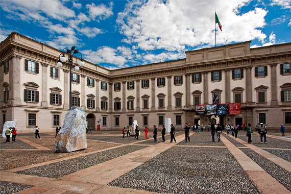 Palacio real de Milán